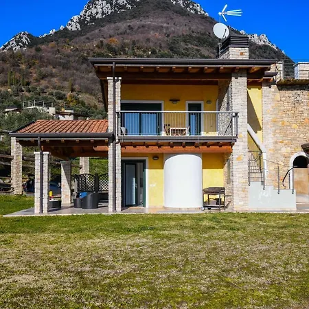 아파트 Gardagate Borgo Le Torri *