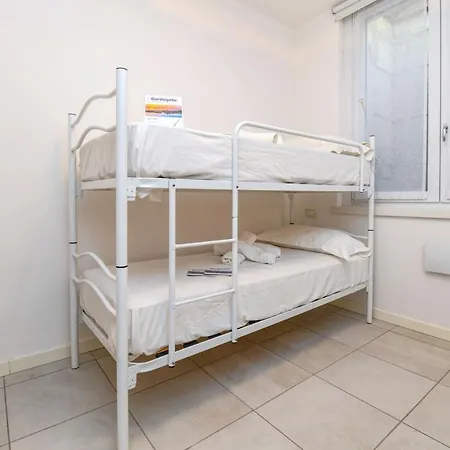 Gardagate Borgo Le Torri 아파트 *