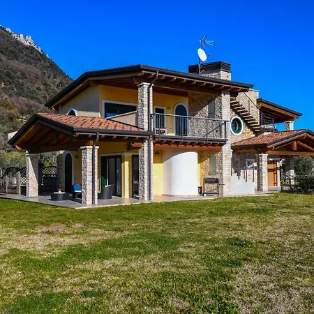 아파트 Gardagate Borgo Le Torri